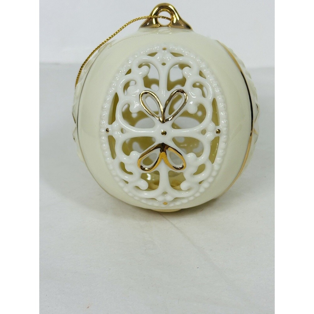 Elegant‎ Round Ivory & Gold Egg Ceramic Reticulated Christmas Ornaments By Ganz - Picture 2 of 7